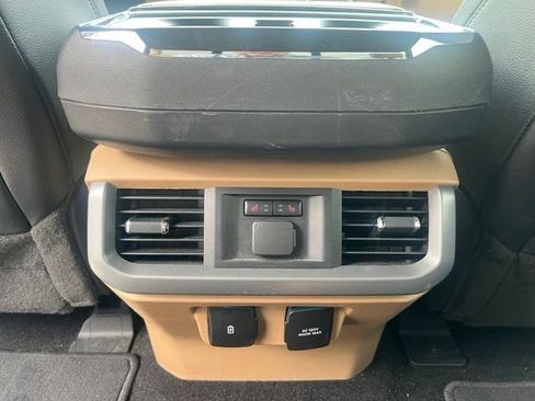 Used 2021 Ford F150 Lariat w/ Equipment Group 502A High AWD/4WD image 18