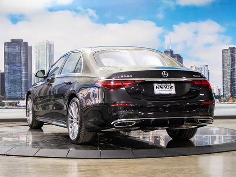 Used 2026 Mercedes-Benz S 580 4MATIC Sedan image 9