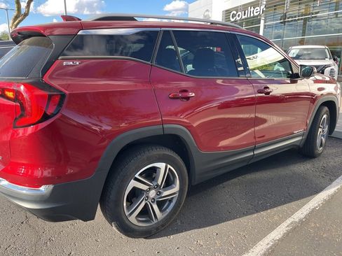 Used 2020 GMC Terrain SLT image 4