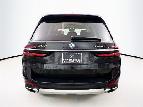 Used 2024 BMW X7 xDrive40i image 6