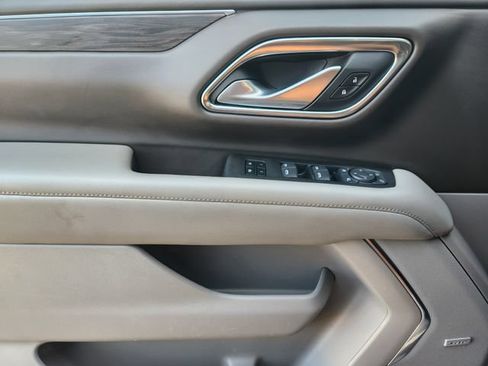 Used 2022 Chevrolet Tahoe Z71 w/ Off-Road Capability Package AWD/4WD image 24