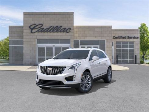 New 2025 Cadillac XT5 Premium Luxury w/ LPO, Floor Liner Package image 8