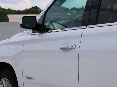 Used 2019 Chevrolet Tahoe Premier w/ Premier Plus Edition AWD/4WD image 37