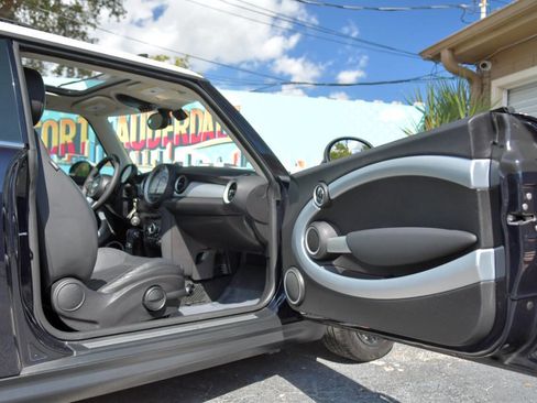 Used 2013 MINI Cooper S w/ Premium Pkg 2 image 39