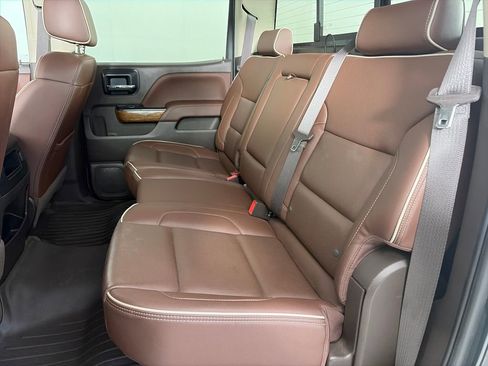 Used 2018 Chevrolet Silverado 1500 High Country AWD/4WD image 13