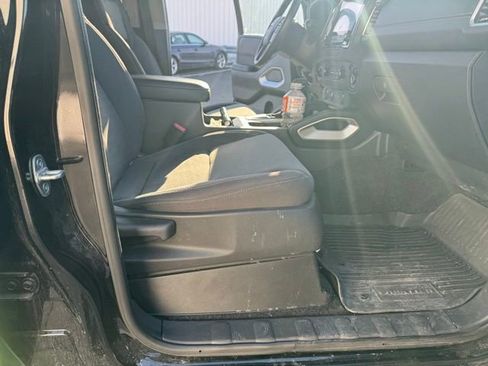 Used 2022 Nissan Frontier SV w/ Technology Package image 14