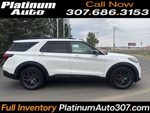 Used 2025 Ford Explorer ST AWD/4WD image 1