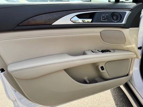 Used 2019 Lincoln MKZ Reserve image 14