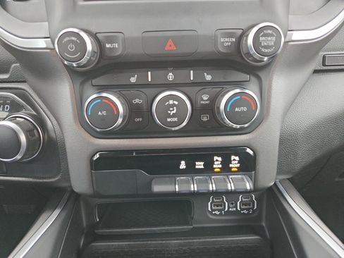 Used 2020 RAM 1500 Big Horn image 19