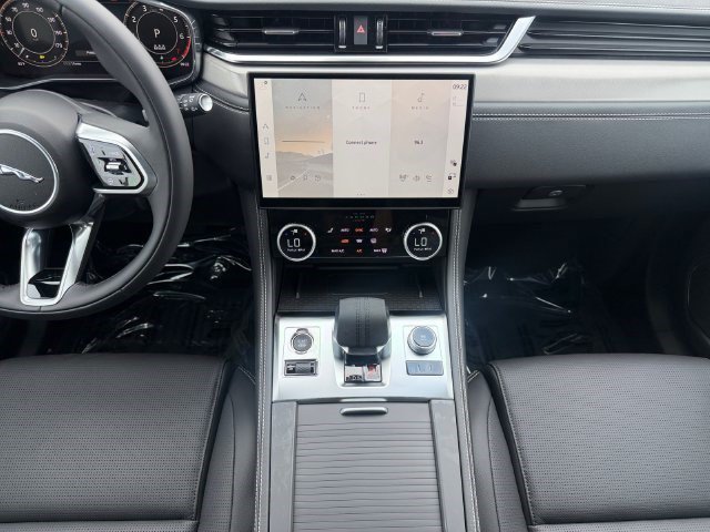 New 2026 Jaguar F-PACE R-Dynamic S AWD/4WD image 15
