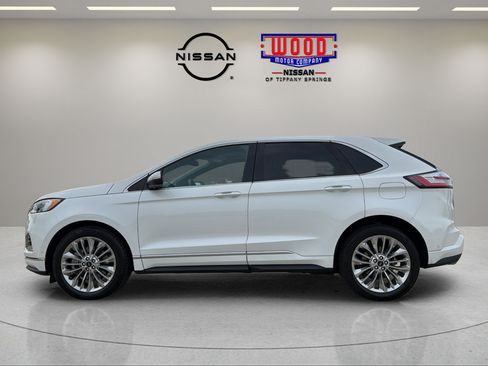 Used 2021 Ford Edge Titanium w/ Equipment Group 301A FWD image 5