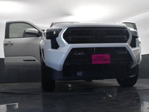 Used 2025 Toyota Tacoma SR5 RWD image 24