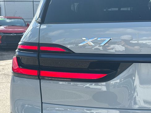 New 2026 BMW X7 xDrive40i w/ M Sport Package image 10