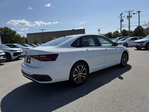 New 2025 Volkswagen Jetta Sport image 5