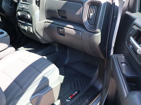 Used 2025 Chevrolet Silverado 1500 Custom Trail Boss w/ LPO, Dark Essentials Package image 48