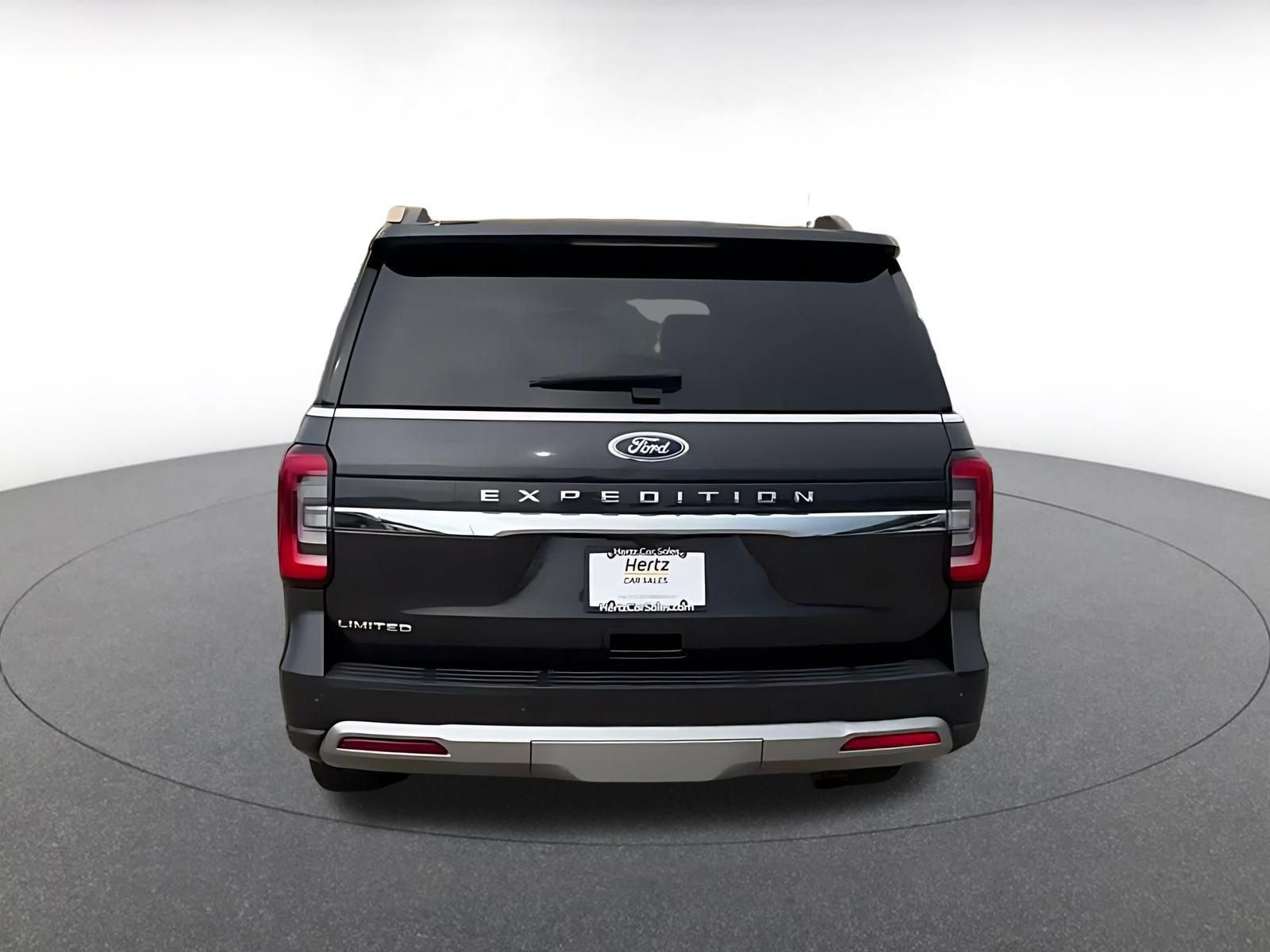 Used 2024 Ford Expedition Limited AWD/4WD image 12
