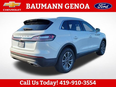 Used 2021 Lincoln Nautilus FWD w/ Equipment Group 101A image 5