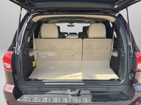 Used 2016 Toyota Sequoia Limited w/ Safety & Convenience Package image 44