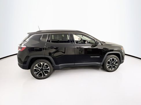 Used 2022 Jeep Compass Limited image 4