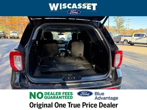 Certified 2022 Ford Explorer XLT w/ Equipment Group 202A image 12