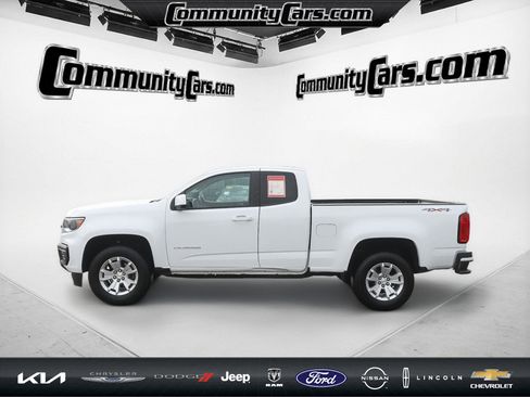 Used 2021 Chevrolet Colorado LT w/ Fleet Safety Package image 4