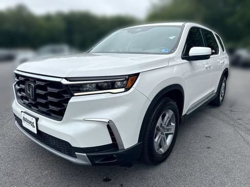 Used 2025 Honda Pilot EX-L image 1
