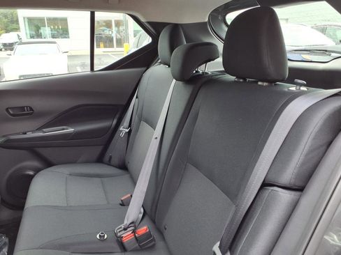New 2025 Nissan Kicks Play S image 6