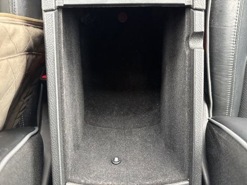 Used 2019 Jeep Grand Cherokee Overland image 27