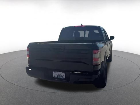 Used 2026 Nissan Frontier PRO-4X AWD/4WD image 9