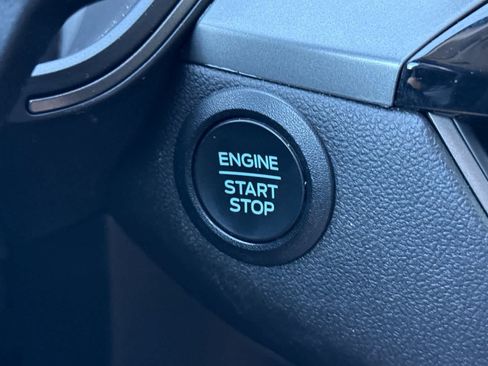 Certified 2024 Ford Escape Active AWD/4WD image 24