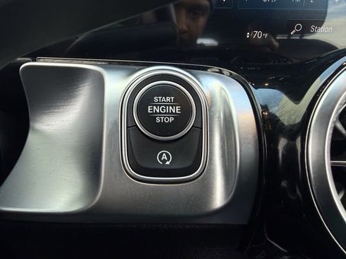 Used 2022 Mercedes-Benz GLB 250 image 21