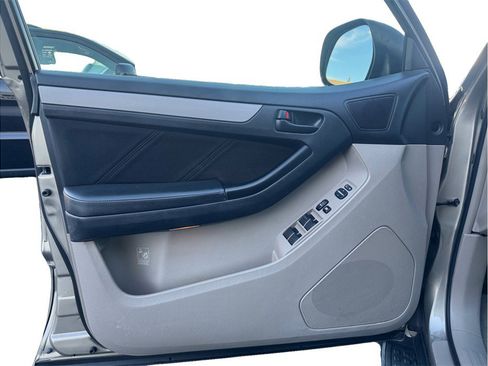 Used 2008 Toyota 4Runner SR5 image 15