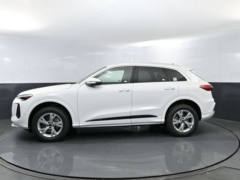 New 2026 Audi Q5 Premium AWD/4WD image 25
