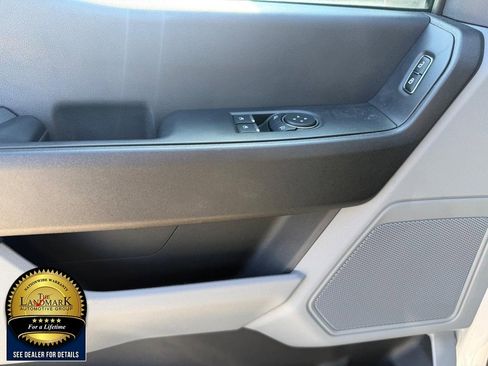 Used 2023 Ford F250 XL w/ XL Chrome Package RWD image 8