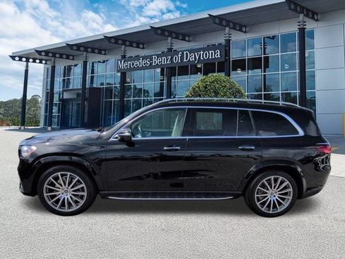 Used 2024 Mercedes-Benz GLS 580 4MATIC w/ Warmth & Comfort Package image 7