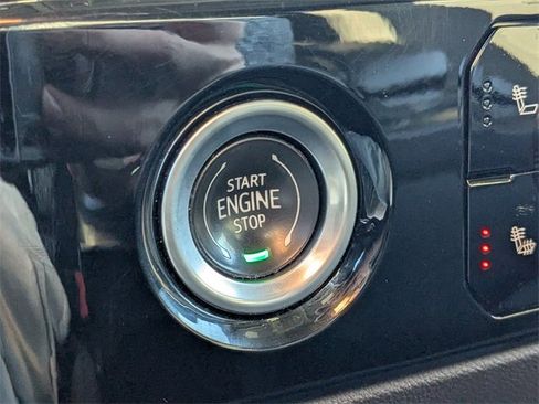 Used 2022 Chevrolet Silverado 1500 LT image 27