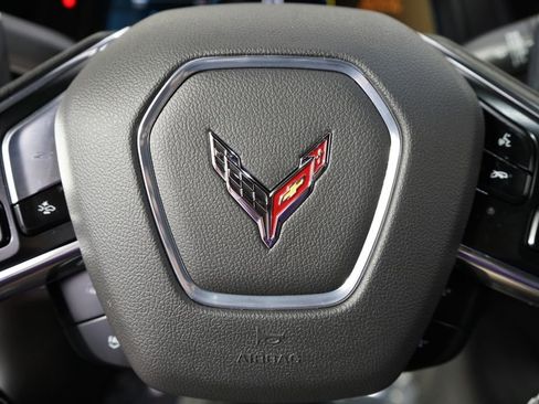 Used 2024 Chevrolet Corvette Stingray Coupe RWD image 37