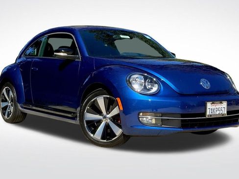 Used 2013 Volkswagen Beetle 2.0T FWD image 12