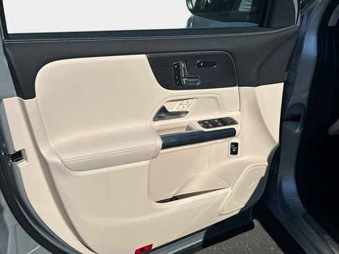 New 2026 Mercedes-Benz GLA 250 image 16