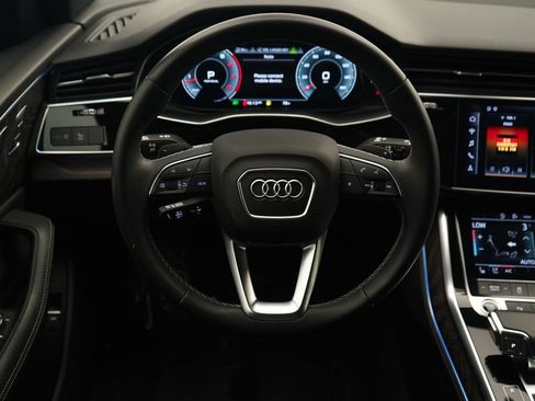 Used 2022 Audi Q8 Premium Plus AWD/4WD image 9