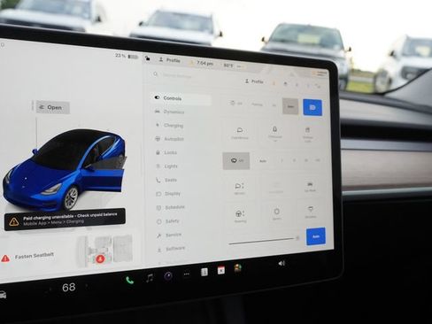 Used 2023 Tesla Model 3 Standard Range RWD image 25