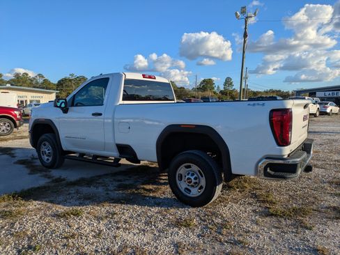Used 2024 GMC Sierra 2500 Pro w/ Convenience Package image 6