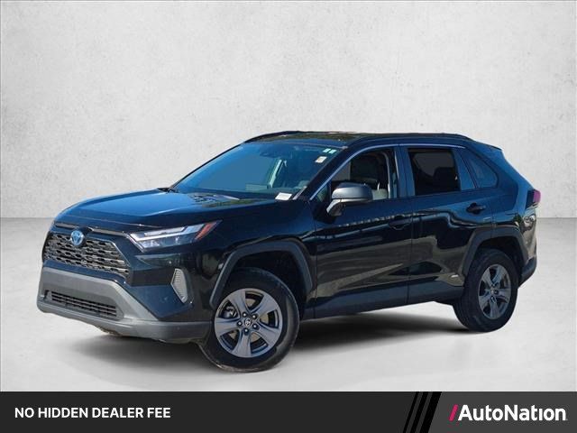 Used 2024 Toyota RAV4 LE AWD/4WD image 1