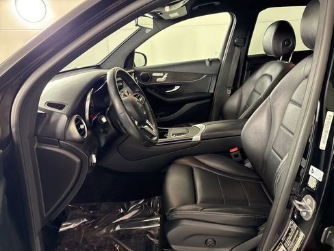 Used 2020 Mercedes-Benz GLC 300 image 22