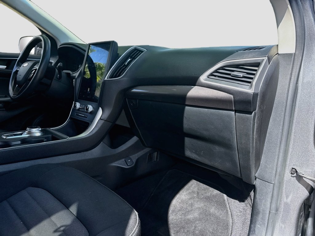 Used 2023 Ford Edge SE w/ Black Appearance Package AWD/4WD image 31