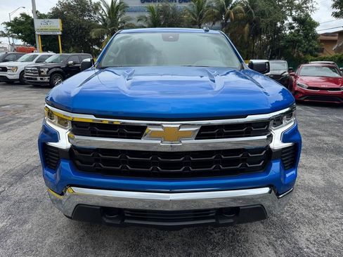 Used 2025 Chevrolet Silverado 1500 LT AWD/4WD image 6