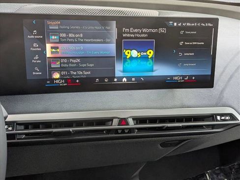 New 2026 BMW iX xDrive60 image 12