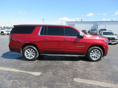 Certified 2024 Chevrolet Suburban Premier AWD/4WD image 5
