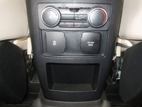 Used 2021 Ford Explorer Limited w/ Equipment Group 301A image 41