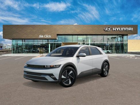 New 2025 Hyundai Ioniq 5 SE image 1